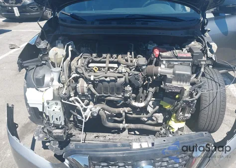 2019 Nissan Kicks Sr z USA, uszkodzony, nr VIN 3N1CP5CU0KL538923